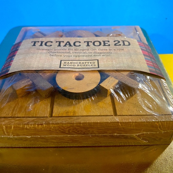 TIC TAC TOE 2-D WOODEN GAME PUZZLE HANDCRAFTED SIAM MANDALAY SEALED PACKAGE - Picture 3 of 7